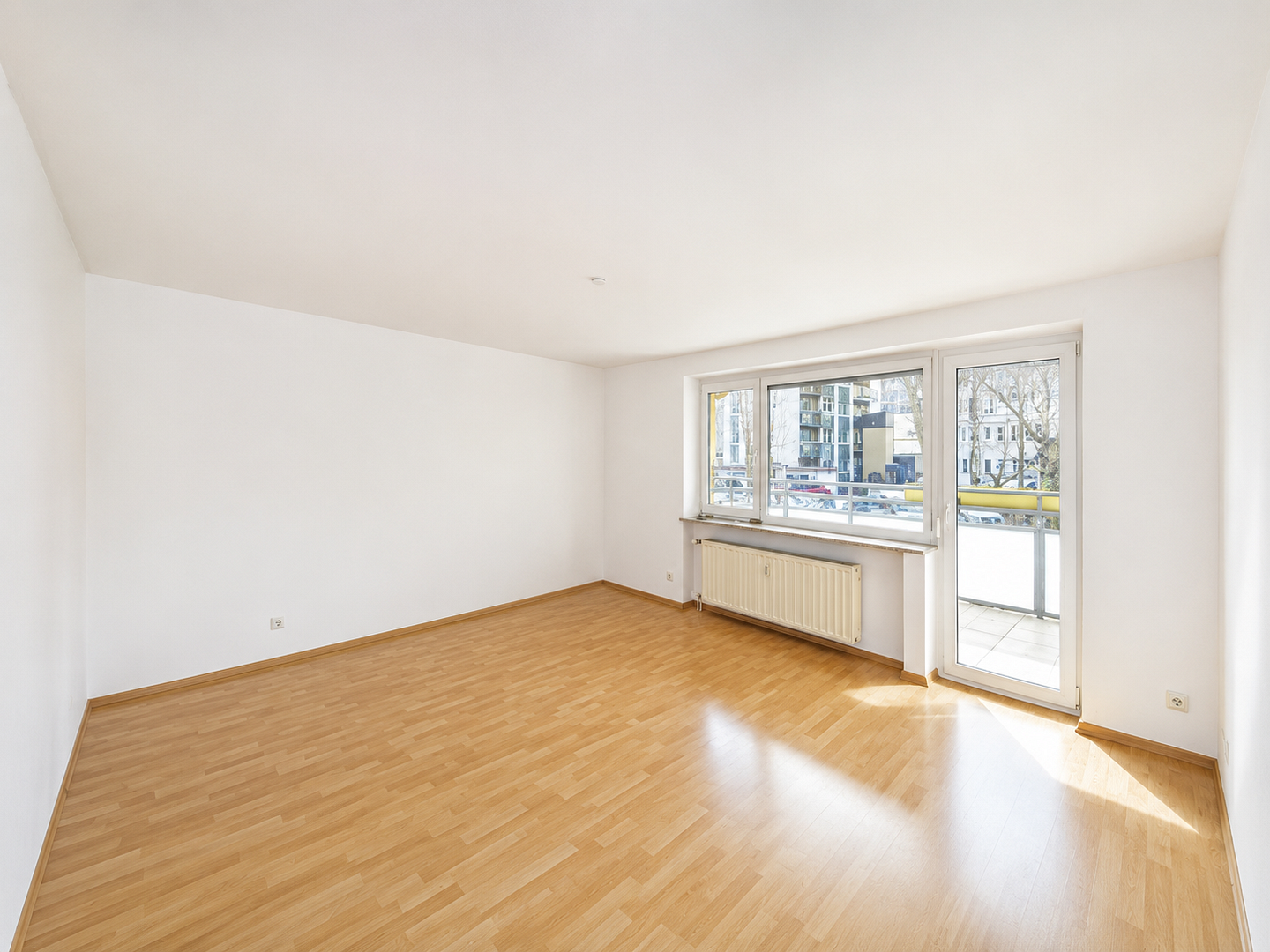 Erstbezug nach Modernisierung!!  3 Zimmer Top Lage!! – Nürnberg(Röthenbach) – Vorschaubild 2