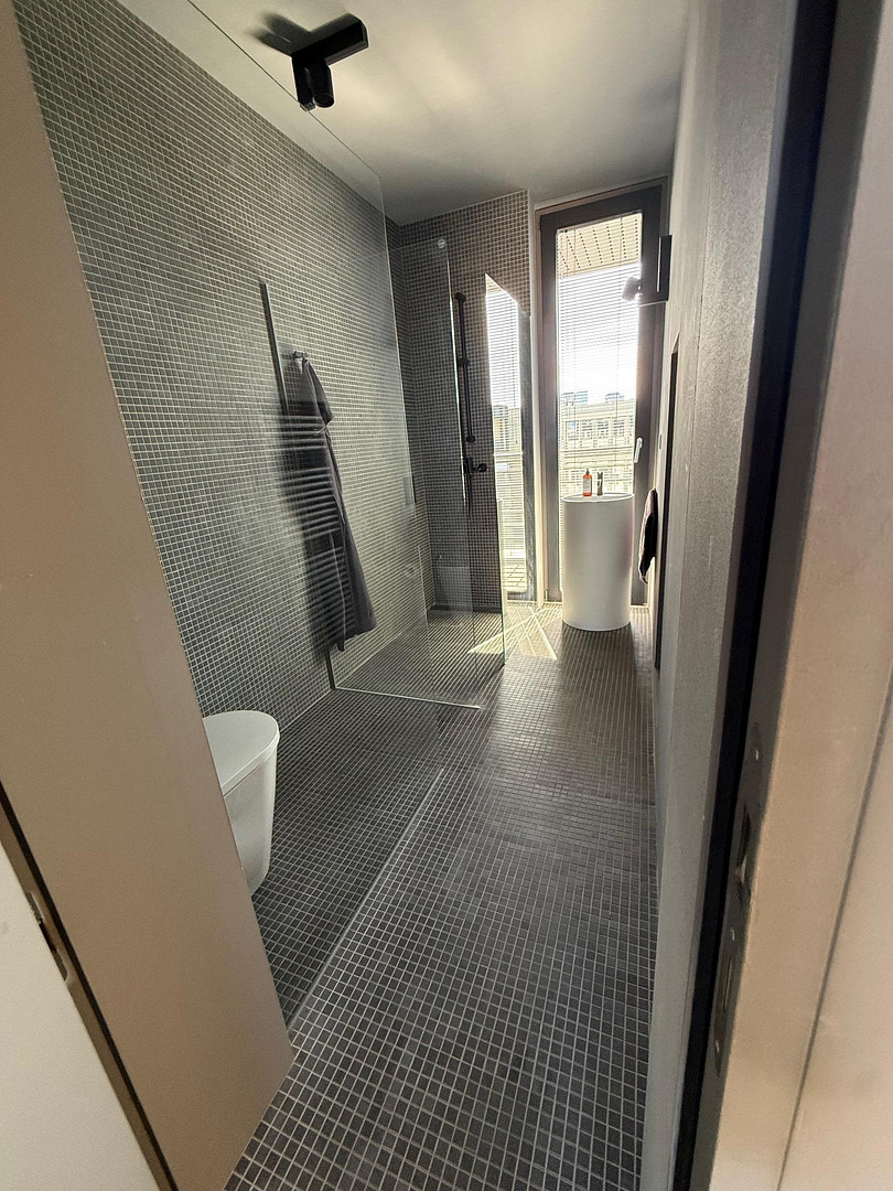 Modernes Penthouse-Loft in Berlin-Mitte direkt an der Spree – Wilhelmine-Gemberg-Weg 6, 10179 Berlin(Mitte) – Vorschaubild 9