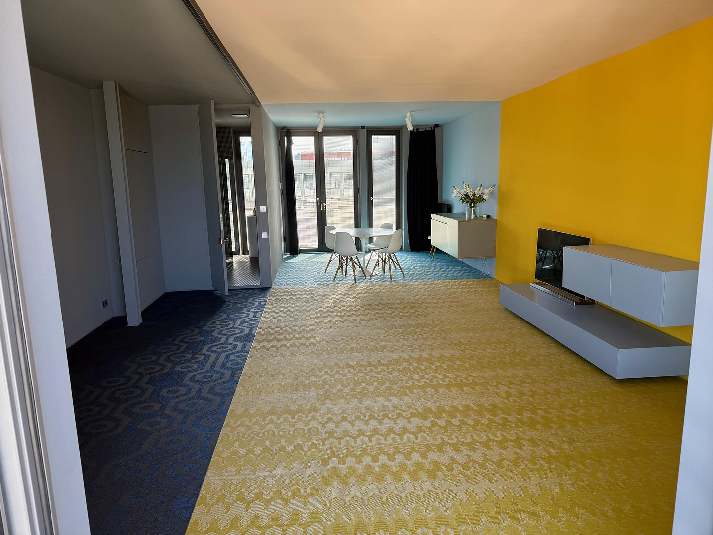 Modernes Penthouse-Loft in Berlin-Mitte direkt an der Spree – Wilhelmine-Gemberg-Weg 6, 10179 Berlin(Mitte) – Vorschaubild 8