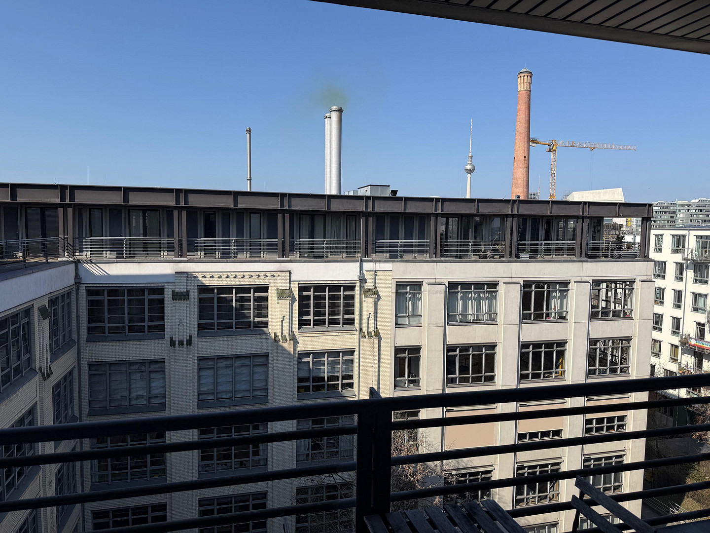 Modernes Penthouse-Loft in Berlin-Mitte direkt an der Spree – Wilhelmine-Gemberg-Weg 6, 10179 Berlin(Mitte) – Vorschaubild 16