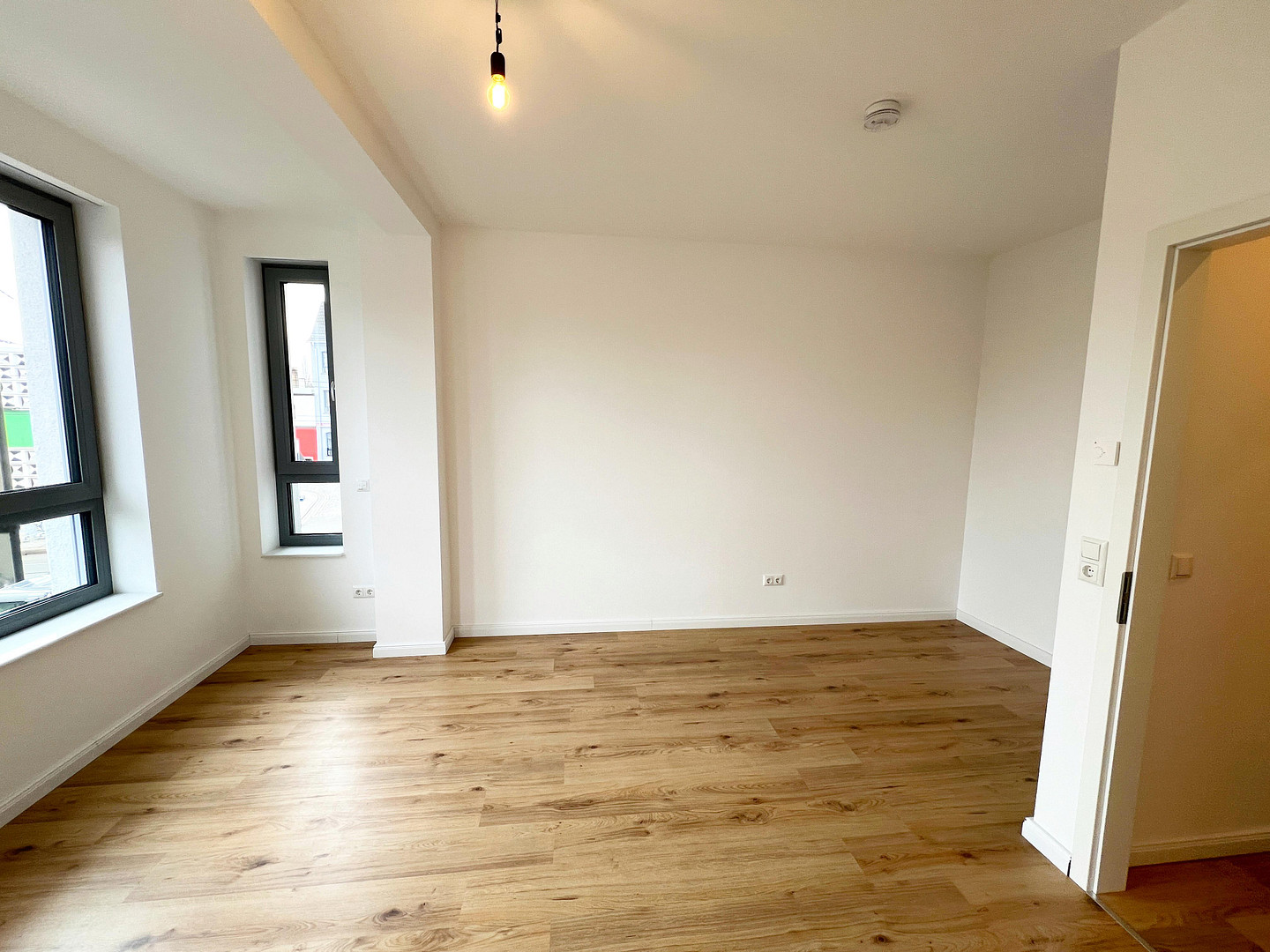 LUXUS in Elbnähe: Exklusive 2-Zi.-Whg. mit Balkon & Fußbodenheizung *Neubaustandard* – 39122 Magdeburg(Salbke) – Vorschaubild 8