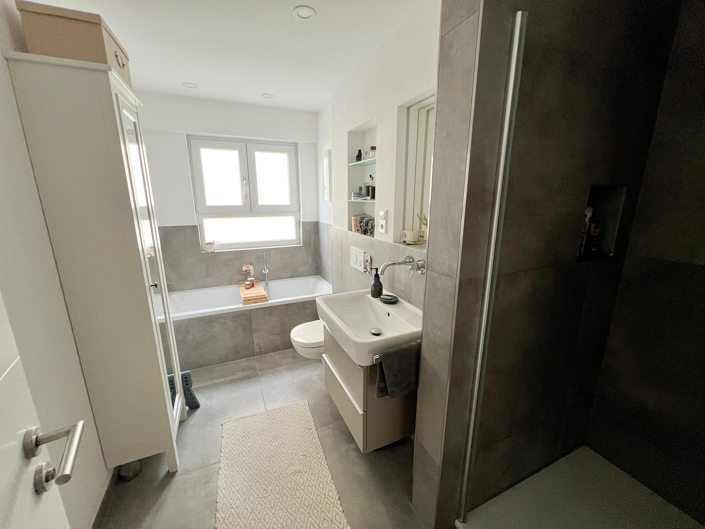 Stilvoll sanierte 3-Zi-Hochparterre-Wohnung mit EBK, Balkon & Garage in Beuel Küdinghoven – Samansstr. 17, 53227 Bonn(Küdinghoven) – Vorschaubild 11