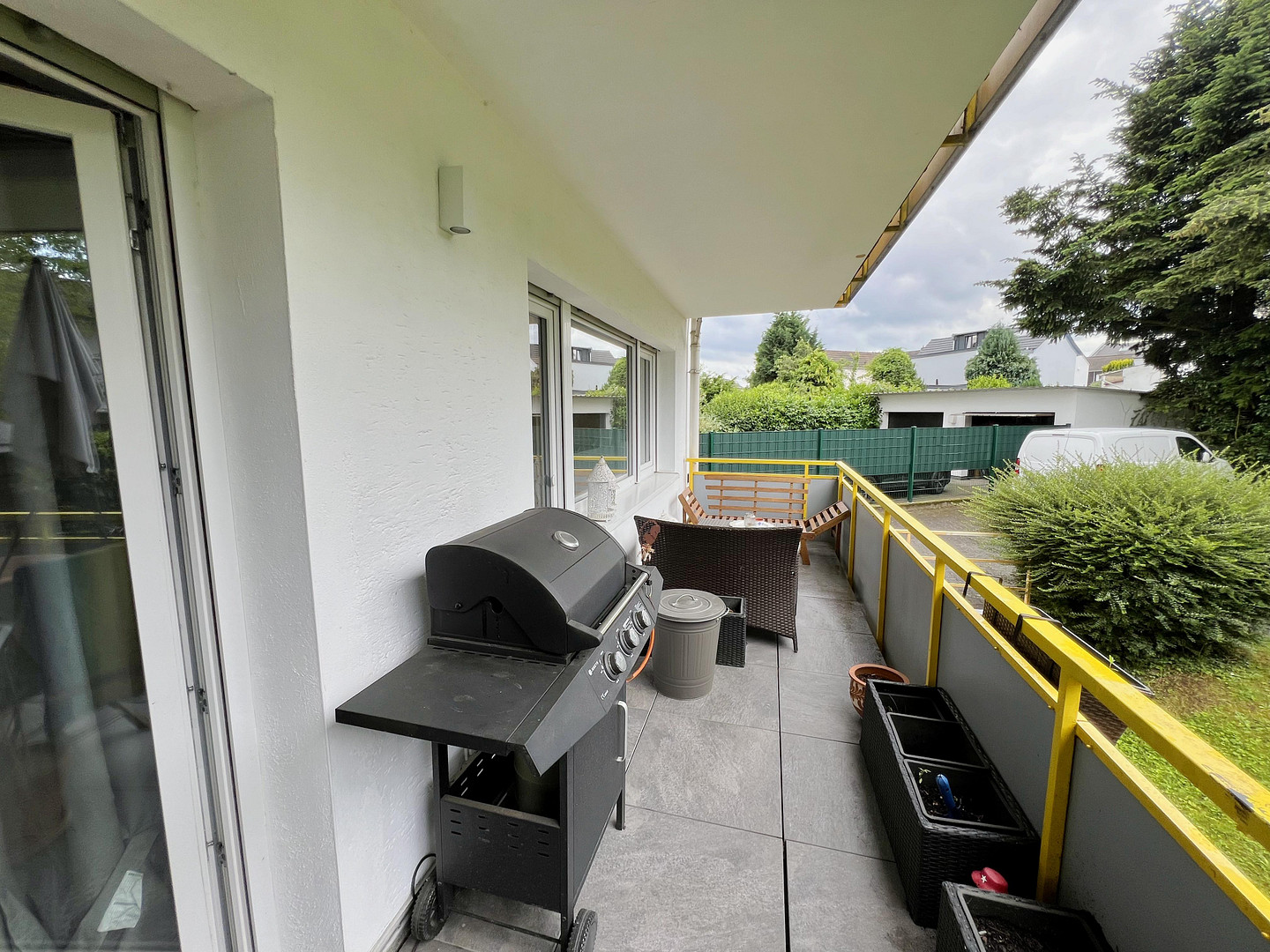 Stilvoll sanierte 3-Zi-Hochparterre-Wohnung mit EBK, Balkon & Garage in Beuel Küdinghoven – Samansstr. 17, 53227 Bonn(Küdinghoven) – Vorschaubild 7