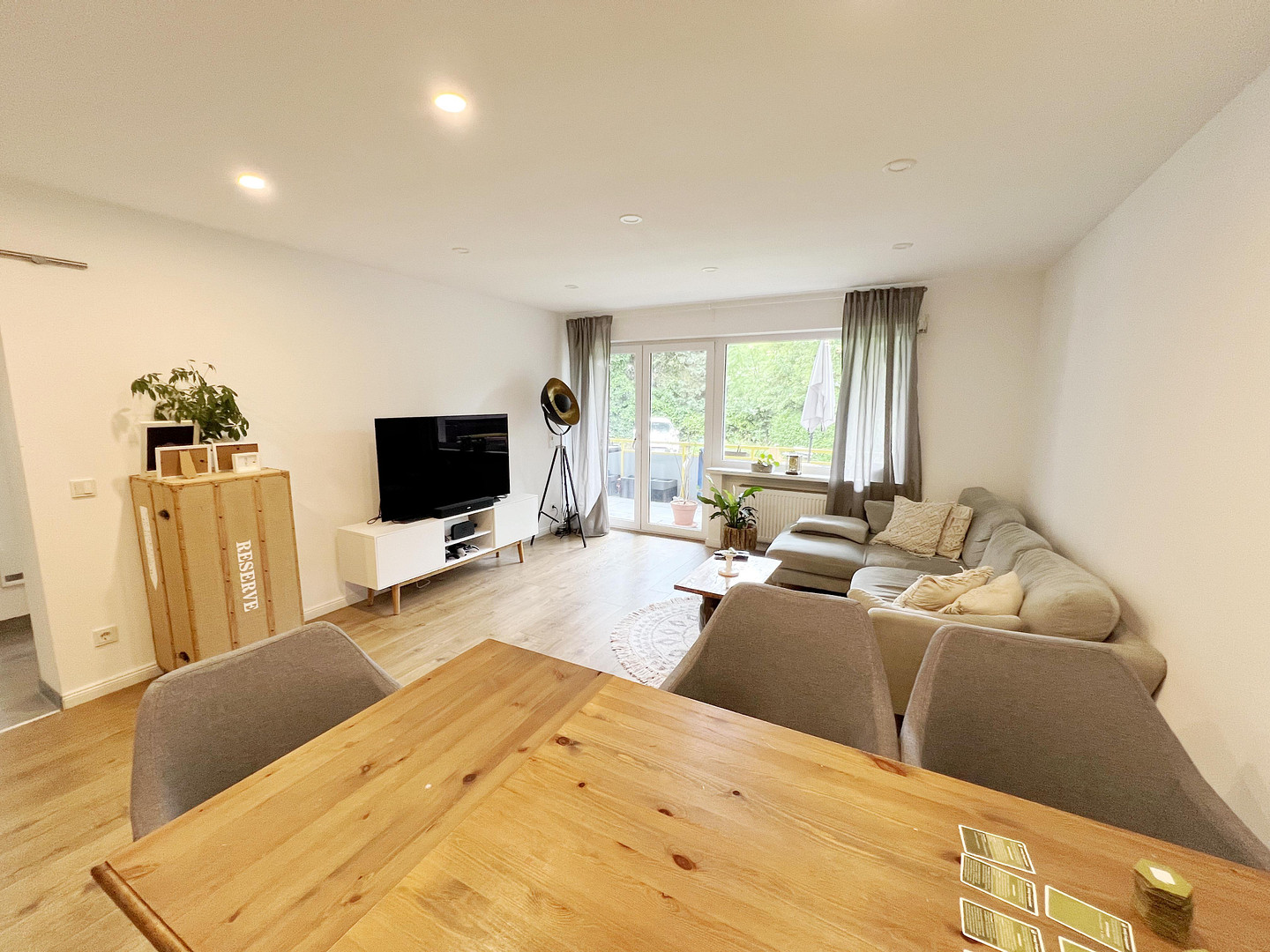 Stilvoll sanierte 3-Zi-Hochparterre-Wohnung mit EBK, Balkon & Garage in Beuel Küdinghoven – Samansstr. 17, 53227 Bonn(Küdinghoven) – Vorschaubild 5