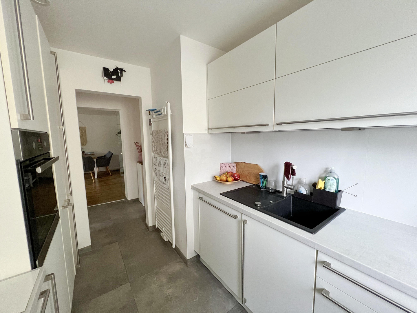 Stilvoll sanierte 3-Zi-Hochparterre-Wohnung mit EBK, Balkon & Garage in Beuel Küdinghoven – Samansstr. 17, 53227 Bonn(Küdinghoven) – Vorschaubild 16