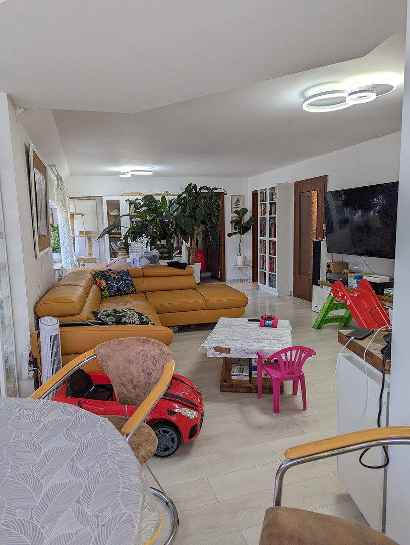gepflegte 4-Zimmer-Maisonette-Wohnung mit Balkon, Küche und Tiefgarage – Kriegstr., 75180 Pforzheim – Vorschaubild 5
