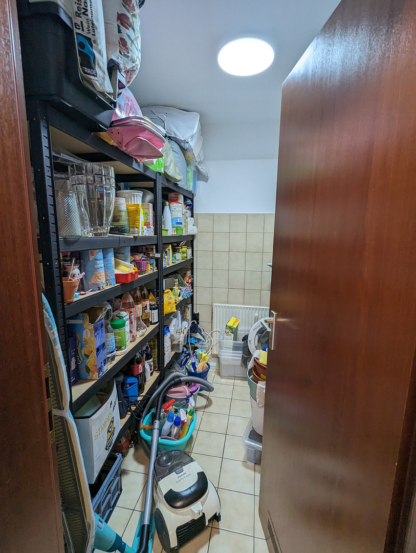 gepflegte 4-Zimmer-Maisonette-Wohnung mit Balkon, Küche und Tiefgarage – Kriegstr., 75180 Pforzheim – Vorschaubild 10