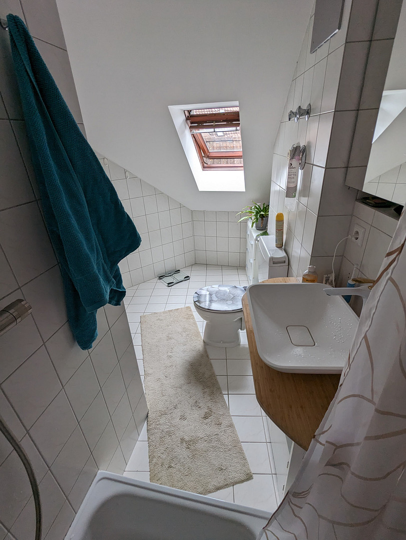 gepflegte 4-Zimmer-Maisonette-Wohnung mit Balkon, Küche und Tiefgarage – Kriegstr., 75180 Pforzheim – Vorschaubild 21