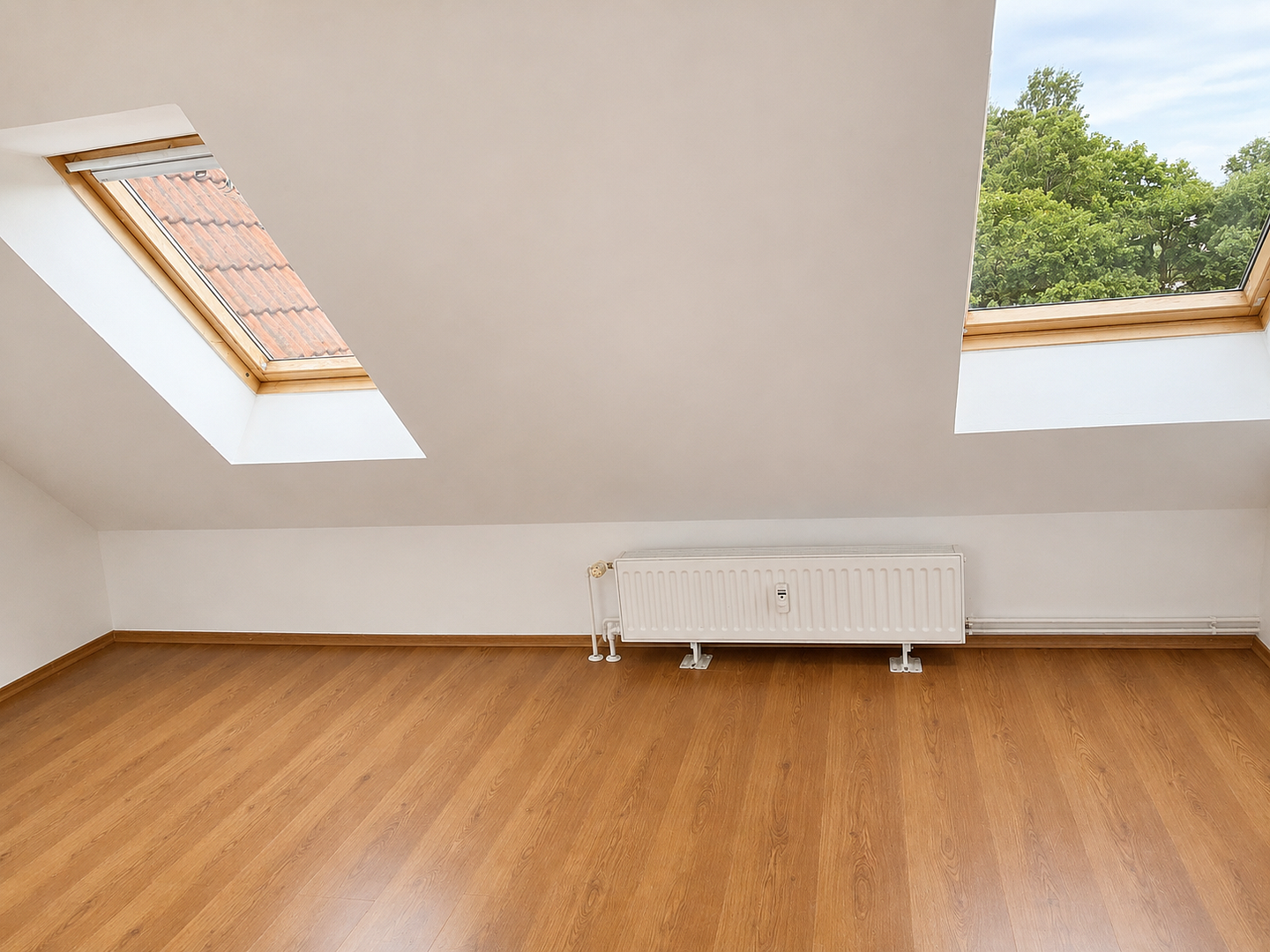 Ideal für Singles, Berufstätige und Studierende – Helle 2-Zimmer-Dachgeschosswohnung – Richterstr. 9, 12526 Berlin(Altglienicke) – Vorschaubild 3