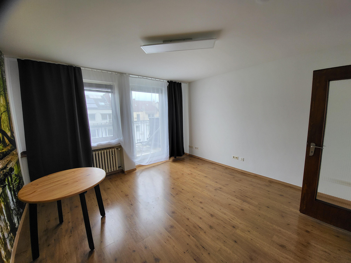 Asia Viertel 1-ZiKüDiBad Wohnung 6.-OG mit Aufzug 2 Balkone (Nord und Süd) mit EBK – Düsseldorf(Stadtmitte) – Vorschaubild 10
