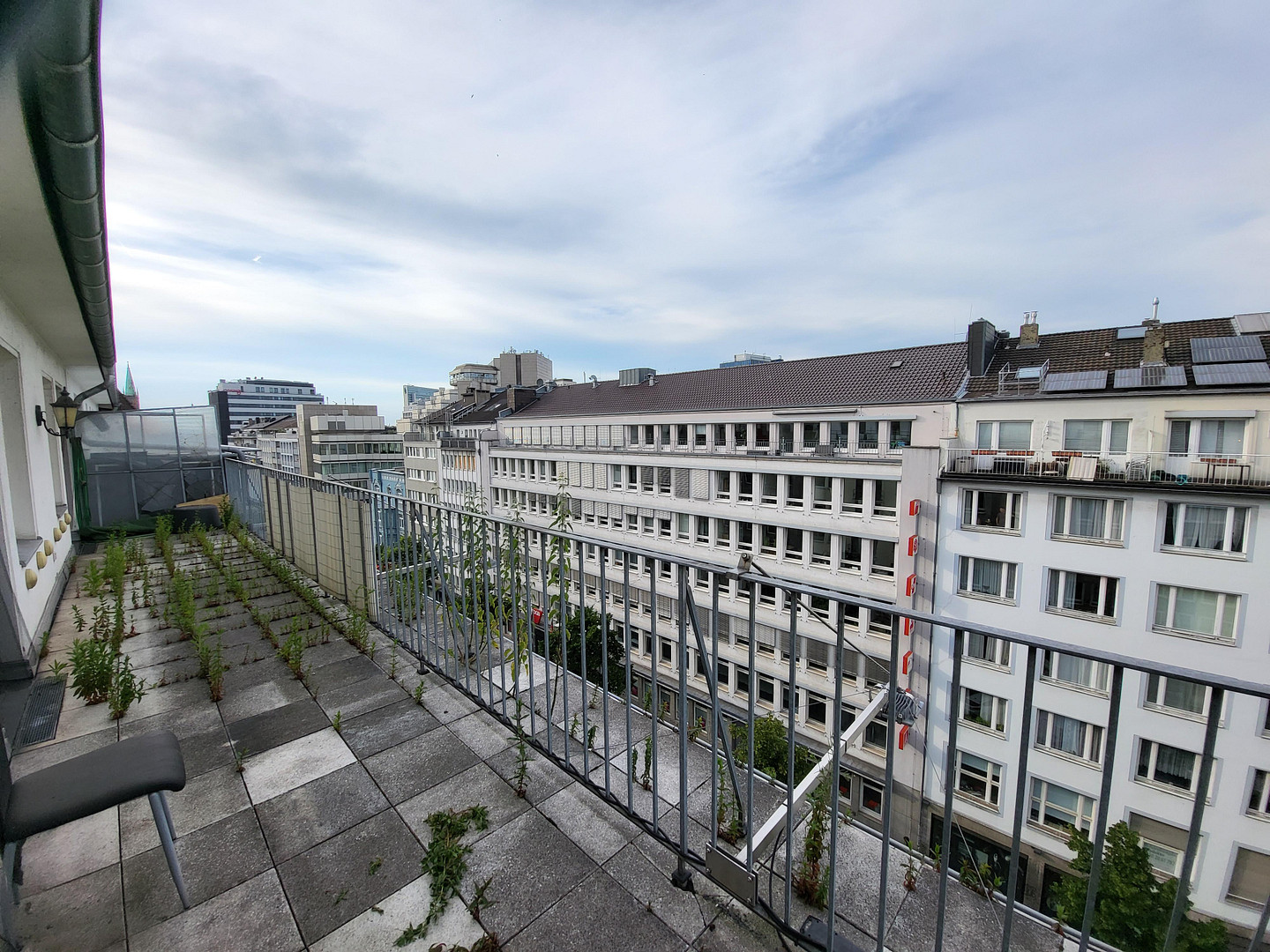 Asia Viertel 1-ZiKüDiBad Wohnung 6.-OG mit Aufzug 2 Balkone (Nord und Süd) mit EBK – Düsseldorf(Stadtmitte) – Vorschaubild 18