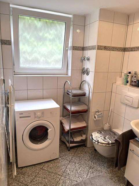 Hochwertige 2,5-Zi.-Whg. mit Einbauküche u. Terrasse in modernem 4-Fam.-Haus, Bestwohnlage Groovnähe – Am alten Brauhaus 13 a, 51143 Köln(Zündorf) – Vorschaubild 21