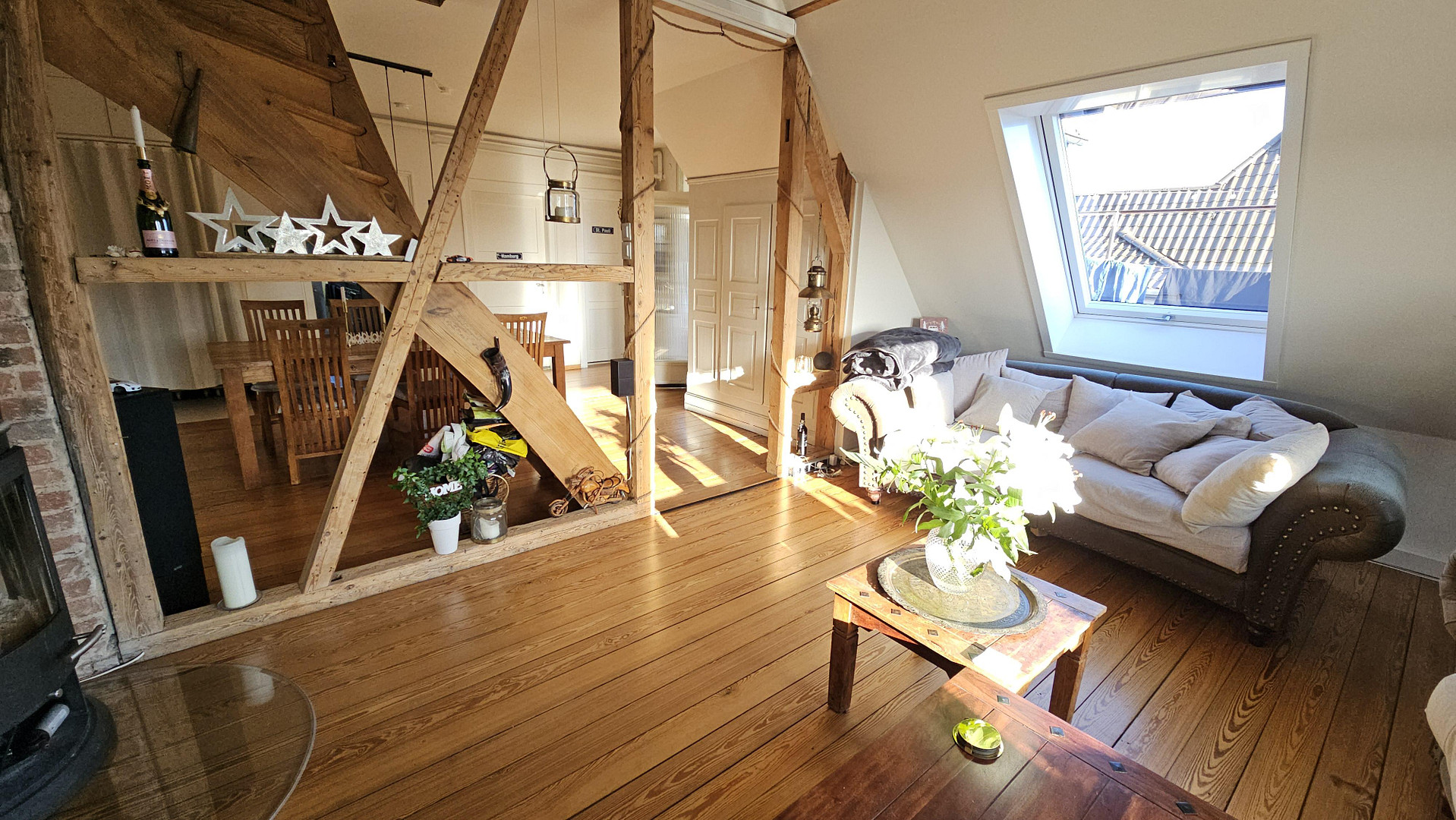 Einzigartiges Wohnjuwel am Weinberg: Maisonette-Wohnung mit Panoramablick in Stuttgart-Untertürkheim – Stuttgart(Untertürkheim) – Vorschaubild 7
