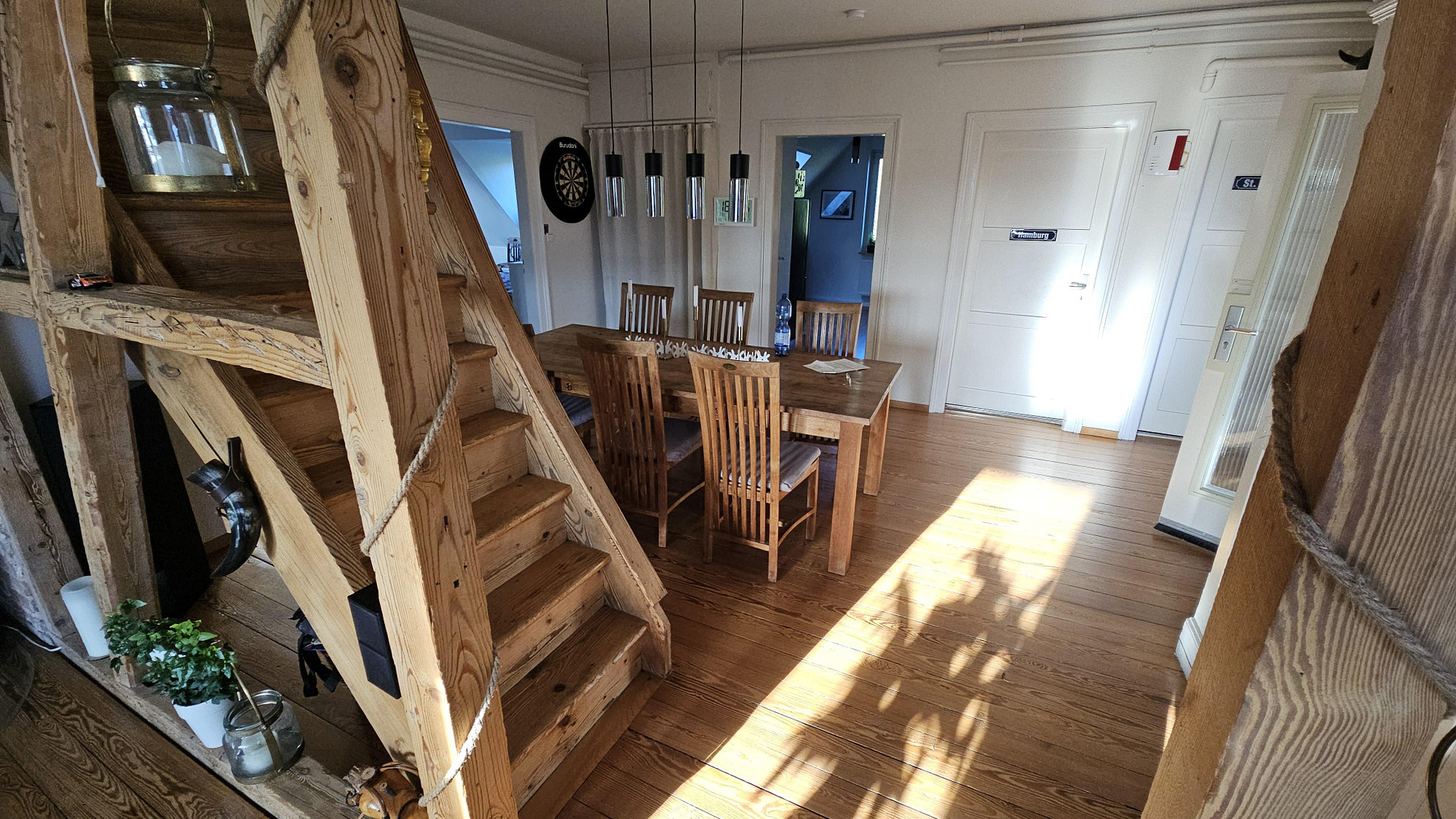 Einzigartiges Wohnjuwel am Weinberg: Maisonette-Wohnung mit Panoramablick in Stuttgart-Untertürkheim – Stuttgart(Untertürkheim) – Vorschaubild 10