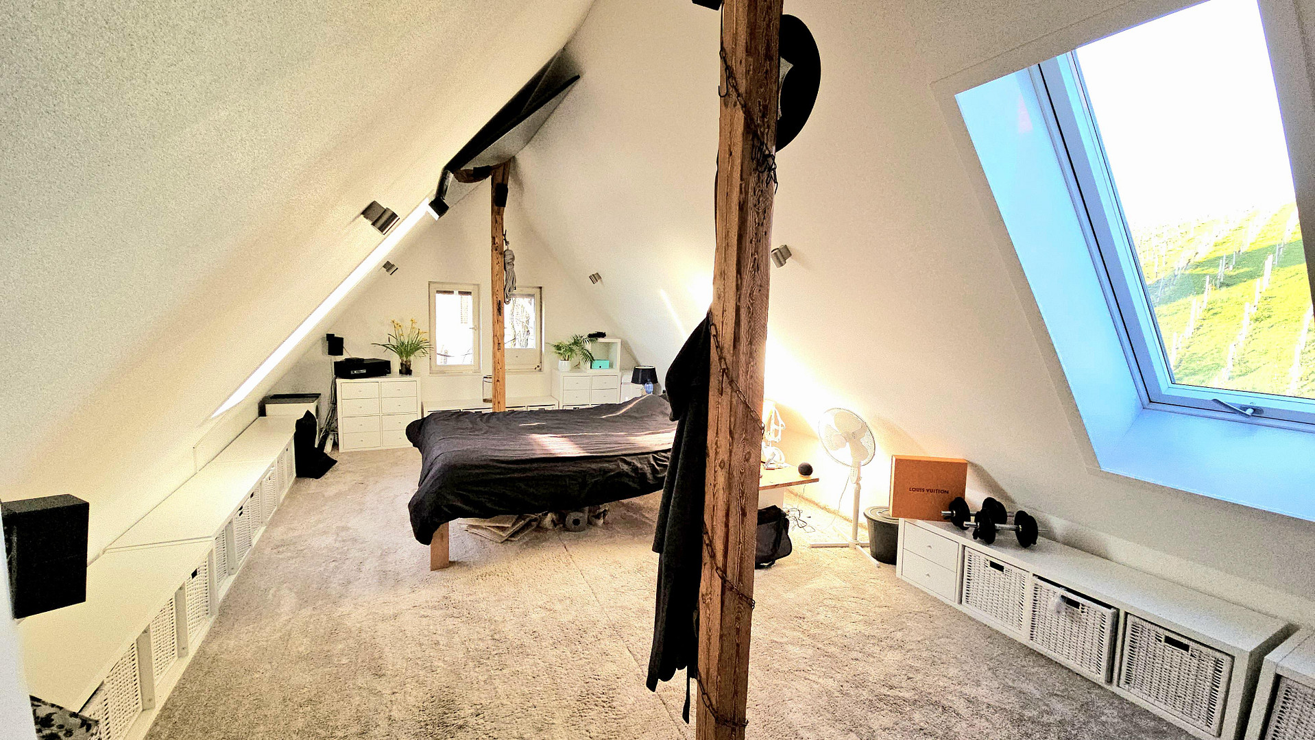 Einzigartiges Wohnjuwel am Weinberg: Maisonette-Wohnung mit Panoramablick in Stuttgart-Untertürkheim – Stuttgart(Untertürkheim) – Vorschaubild 23