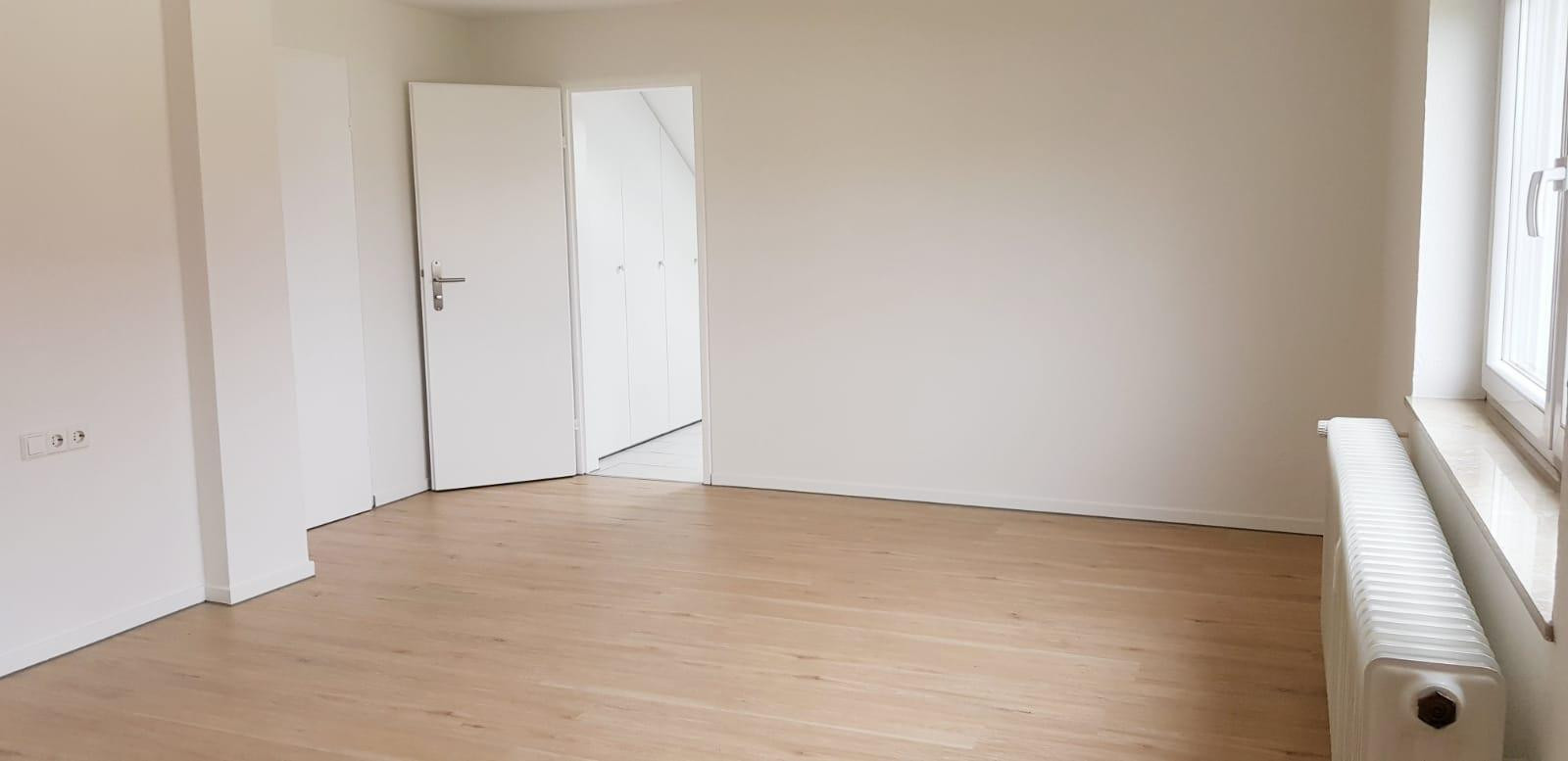 Sonnige 3,5-Zimmer-Wohnung mit Balkon, Einbauküche & Stellplatz in ruhiger Lage – Egerländer Str. 23, 73527 Schwäbisch Gmünd(Herlikofen) – Vorschaubild 12