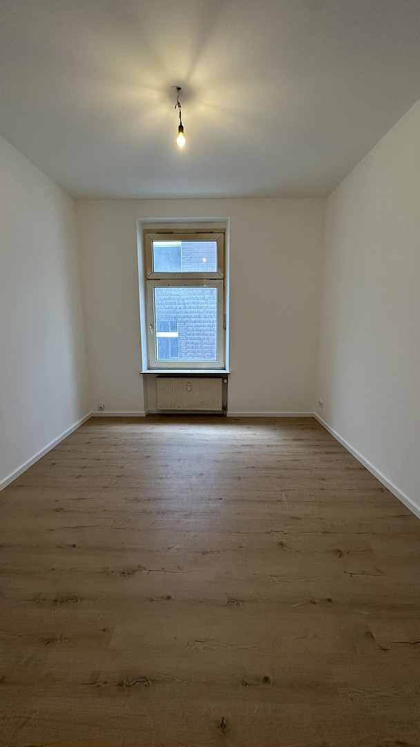 Frisch sanierte Eigentumswohnung mit Altbaucharme in ruhiger Gegend von Wuppertal – Wuppertal(Heckinghausen) – Vorschaubild 4