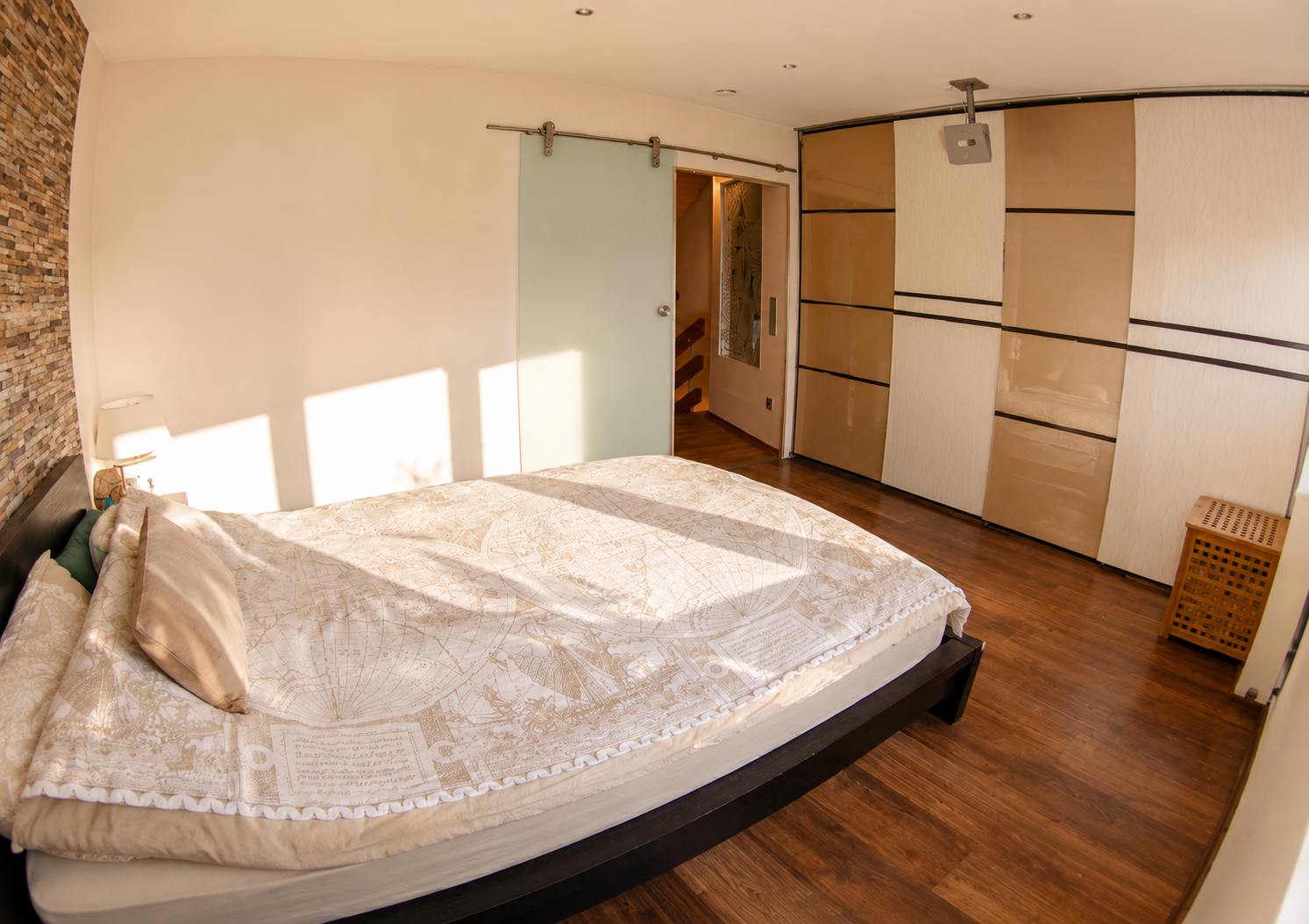 Hausgefühl statt Wohnung 108,5 m² Wohnkomfort mit Kamin 2 Balkonen & moderner Küche in Solingen-Wald – Solingen – Vorschaubild 22