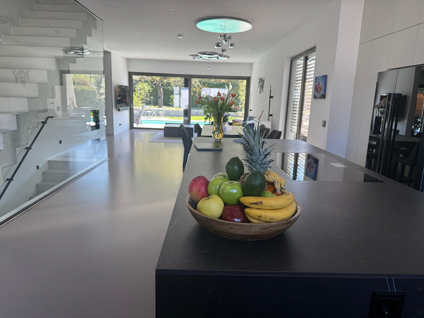 Neubau Designer Luxusvilla in Bad Vilbel · Pool · Heimkino · KNX-Smart Home · Kamin · Sauna – Bad Vilbel – Vorschaubild 11