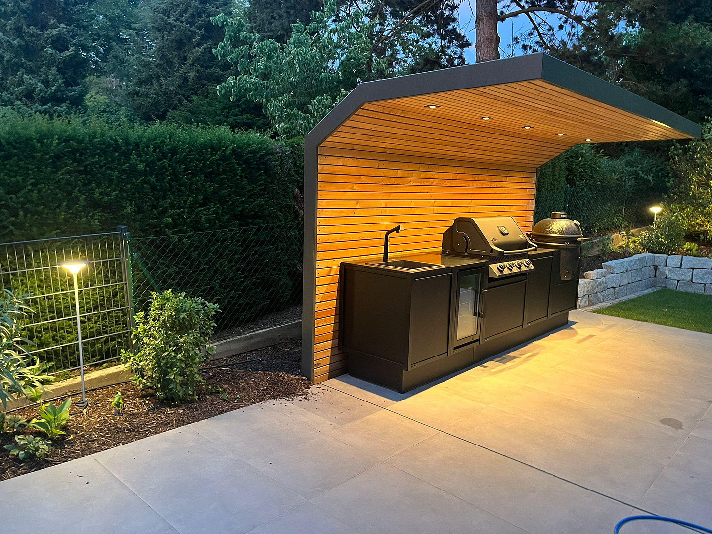 Neubau Designer Luxusvilla in Bad Vilbel · Pool · Heimkino · KNX-Smart Home · Kamin · Sauna – Bad Vilbel – Vorschaubild 10
