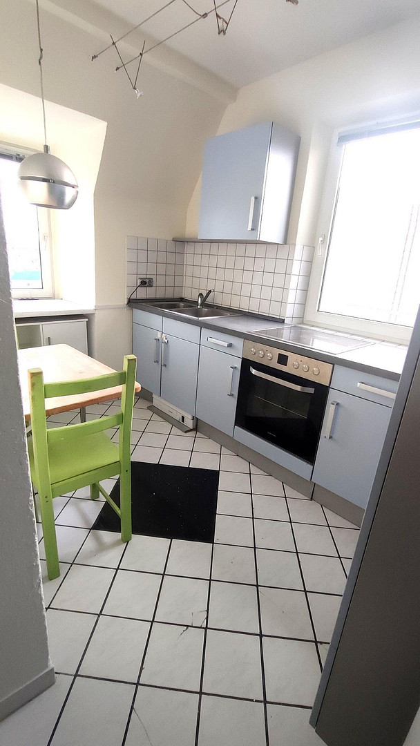 Außergewöhnliche Wohnung im Maisonette-Stil mit Kamin, 2 Bädern & 4 Zimmer Potential auf knapp 100qm – Manlichstr. 5, 86154 Augsburg(Innenstadt) – Vorschaubild 10