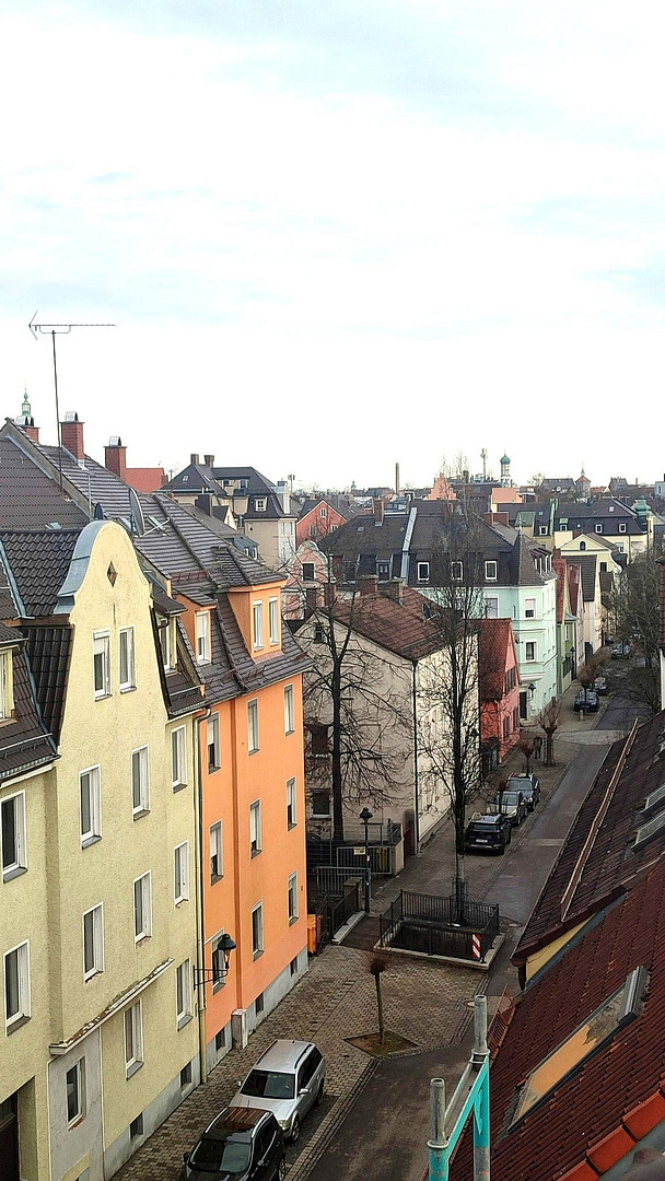 Außergewöhnliche Wohnung im Maisonette-Stil mit Kamin, 2 Bädern & 4 Zimmer Potential auf knapp 100qm – Manlichstr. 5, 86154 Augsburg(Innenstadt) – Vorschaubild 8