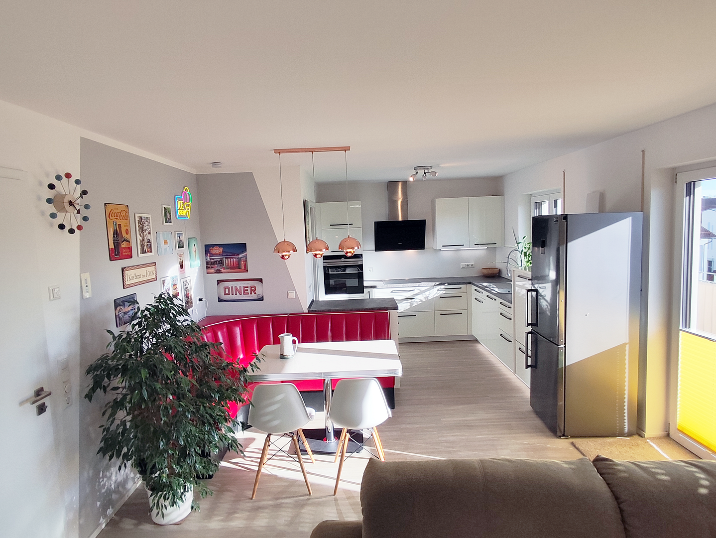 Über den Dächern Regensburgs: Barrierefreie High-End-Wohnung mit Penthouse-Flair im Kasernenviertel – Landshuter Straße 92, 93053 Regensburg(Kasernenviertel) – Vorschaubild 6