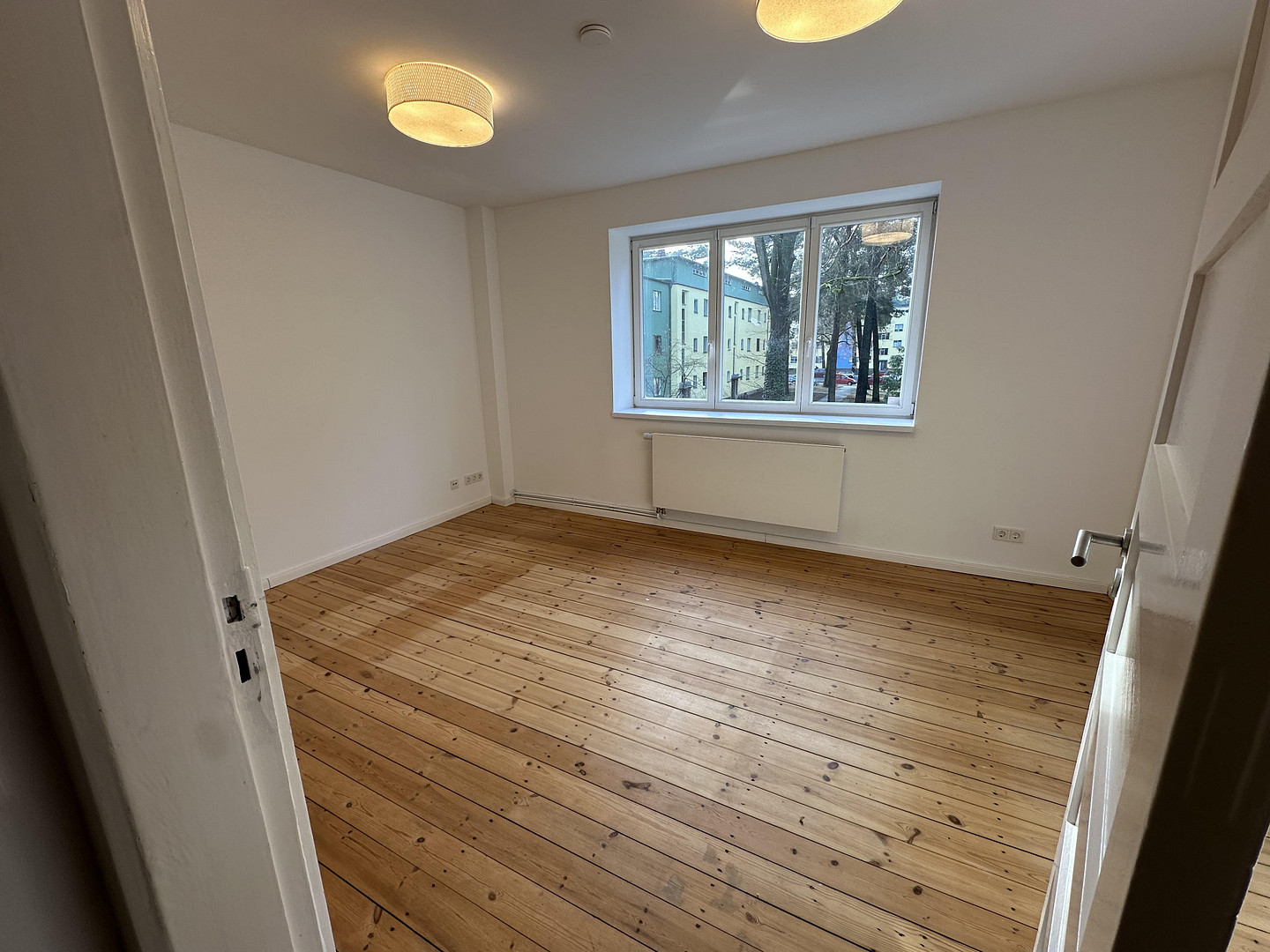 OPEN HOUSE 13.6. von 10-13 Uhr. Provisionsfrei: Stilvolles Bruno-Taut-Reihenhaus in Zehlendorf – Hochsitzweg 99, 14169 Berlin(Zehlendorf) – Vorschaubild 6
