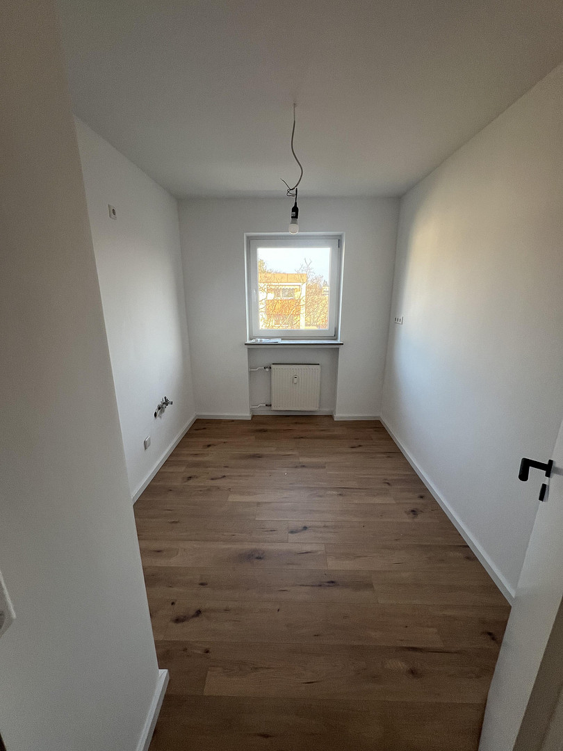 Frisch kernsanierte 2-Zimmer-Wohnung mit Balkon in Nürnberg – Erstbezug nach Sanierung – Nürnberg(Röthenbach) – Vorschaubild 5
