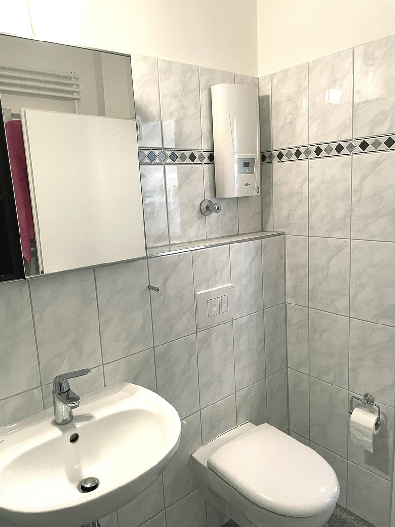 Schöne 2+ Zi. Wohnung PROVISIONSFREI in begehrter Lage in Berlin-Zehlendorf – Berlin(Zehlendorf) – Vorschaubild 17