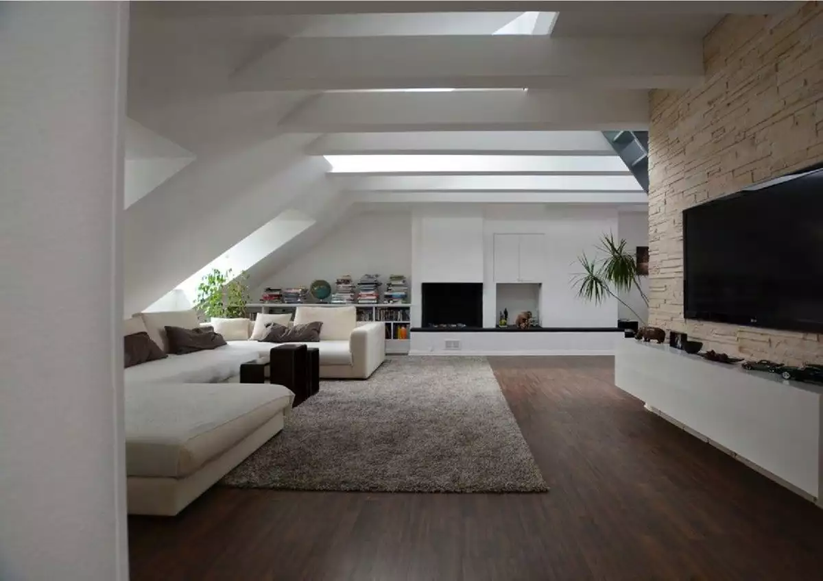 Großzügige individuelle Wohnung in Ehrenfeld mit hochwertiger Einbauküche – Venloerstrasse 528, 50825 Köln(Ehrenfeld) – Vorschaubild 2