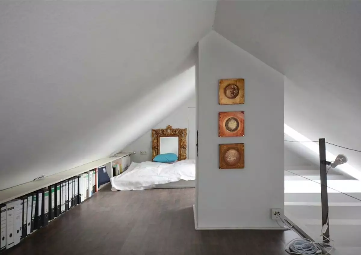 Großzügige individuelle Wohnung in Ehrenfeld mit hochwertiger Einbauküche – Venloerstrasse 528, 50825 Köln(Ehrenfeld) – Vorschaubild 7