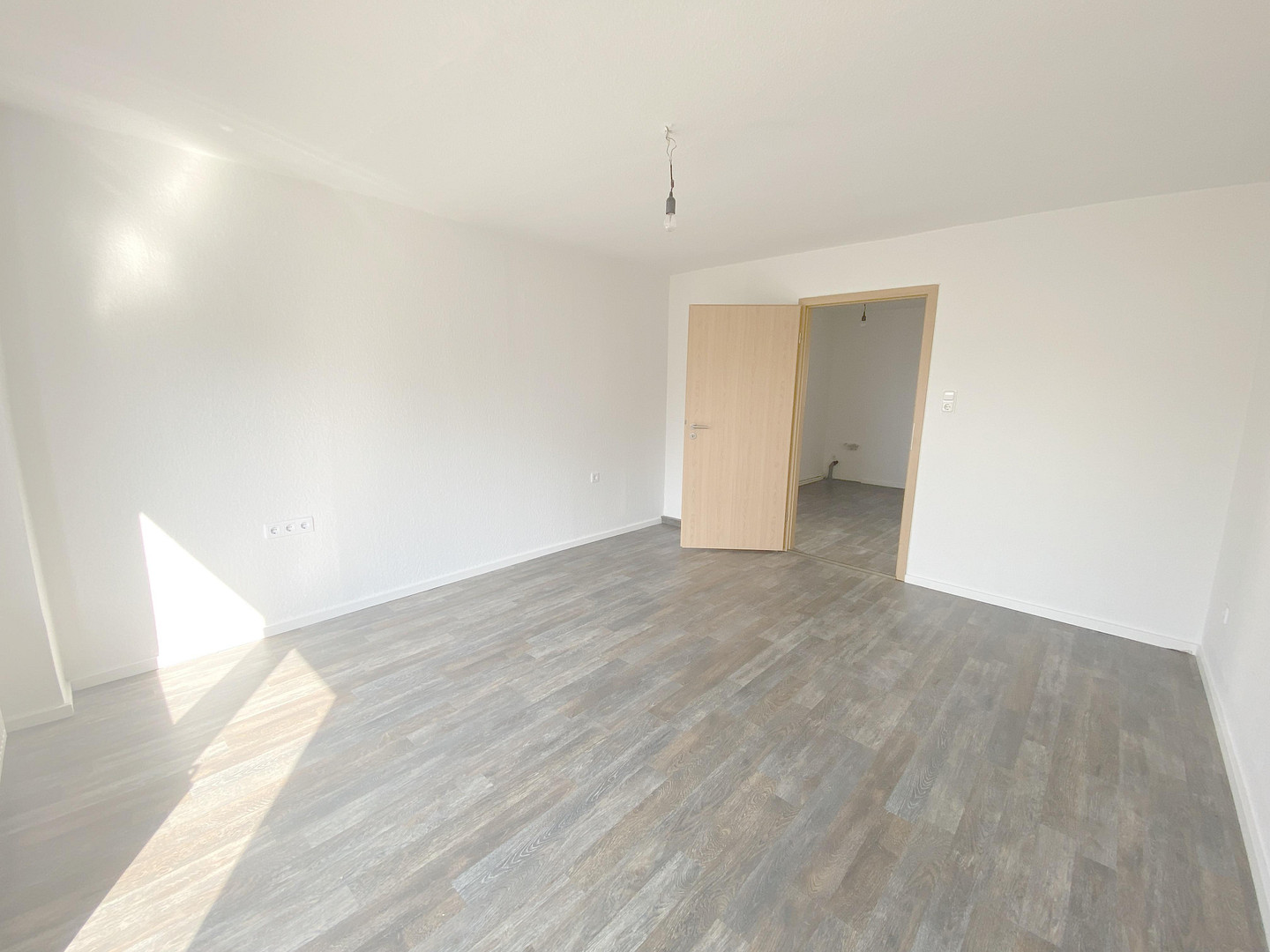 Attraktive Kapitalanlage: Modernisierte & vermietete 3-Zimmer-Wohnung – Föhrenstraße 27, 28207 Bremen(Hemelingen) – Vorschaubild 7