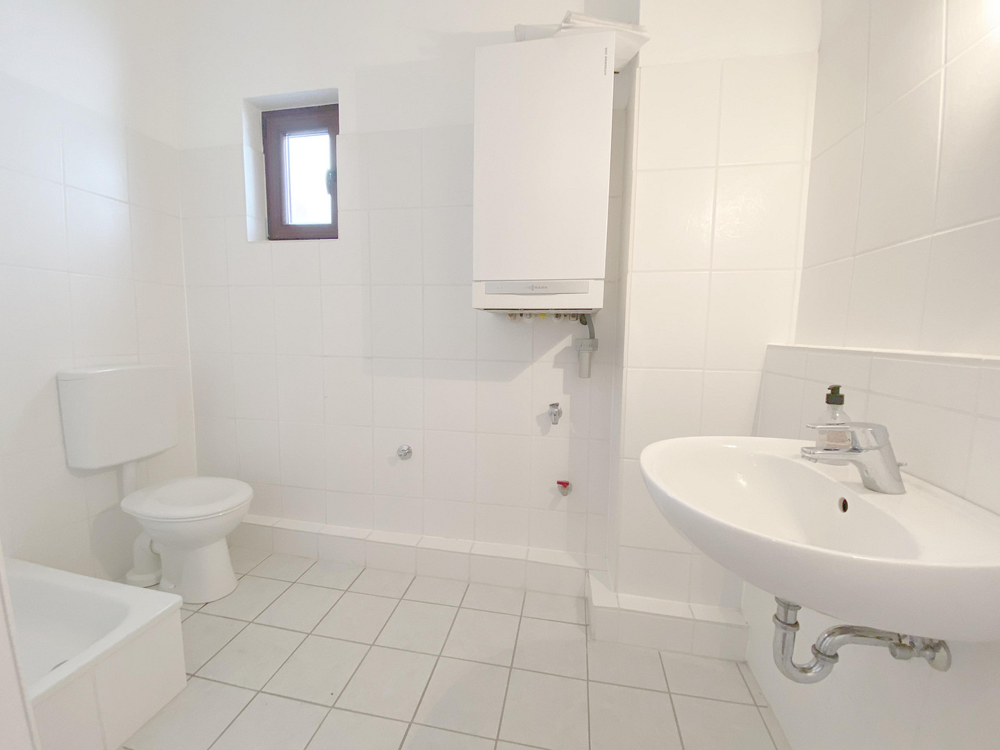 Attraktive Kapitalanlage: Modernisierte & vermietete 3-Zimmer-Wohnung – Föhrenstraße 27, 28207 Bremen(Hemelingen) – Vorschaubild 12