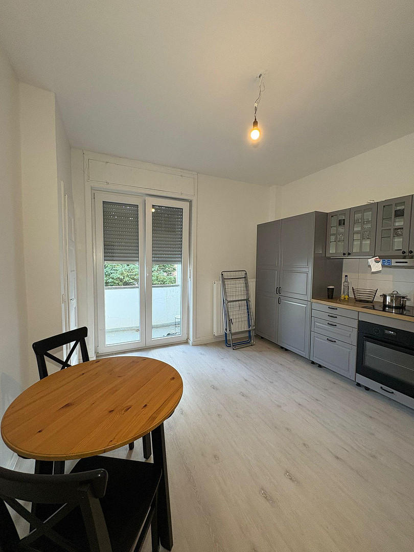 2,5-ZKB: Zweitbezug nach Modernisierung in Neckarau mit EBK & Loggia – Holunderstr. 13, 68199 Mannheim(Neckarau) – Vorschaubild 8