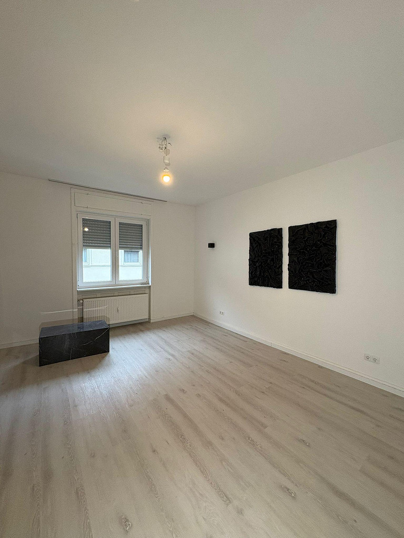 2,5-ZKB: Zweitbezug nach Modernisierung in Neckarau mit EBK & Loggia – Holunderstr. 13, 68199 Mannheim(Neckarau) – Vorschaubild 4
