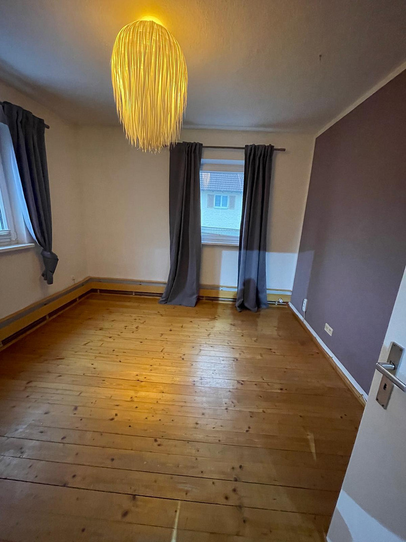 Großzügige Wohnung mit Traumterrasse & Garten in Erlangen Büchenbach – ab 01.08.26 – Jakob-Nein-Str. 15, 91056 Erlangen(Büchenbach) – Vorschaubild 4