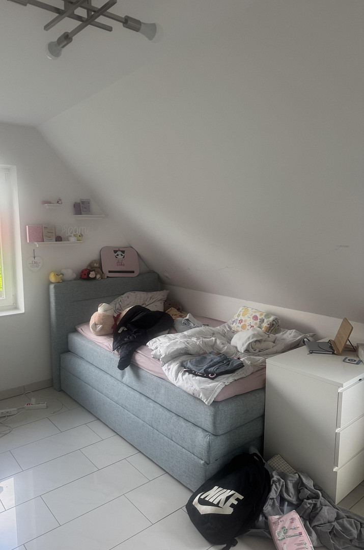 Hamburgs seltenste Wohnform: Zwei freistehende Einfamilienhäuser auf einem Grundstück – Hamburg(Bramfeld) – Vorschaubild 23