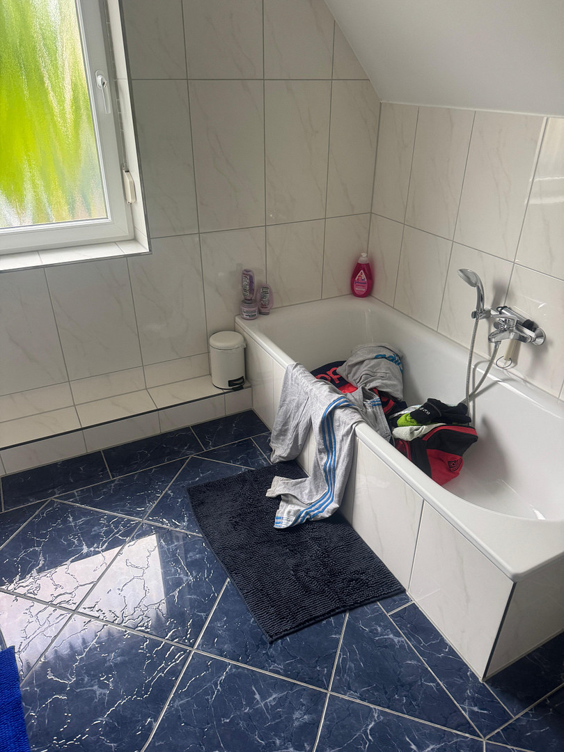 Hamburgs seltenste Wohnform: Zwei freistehende Einfamilienhäuser auf einem Grundstück – Hamburg(Bramfeld) – Vorschaubild 15