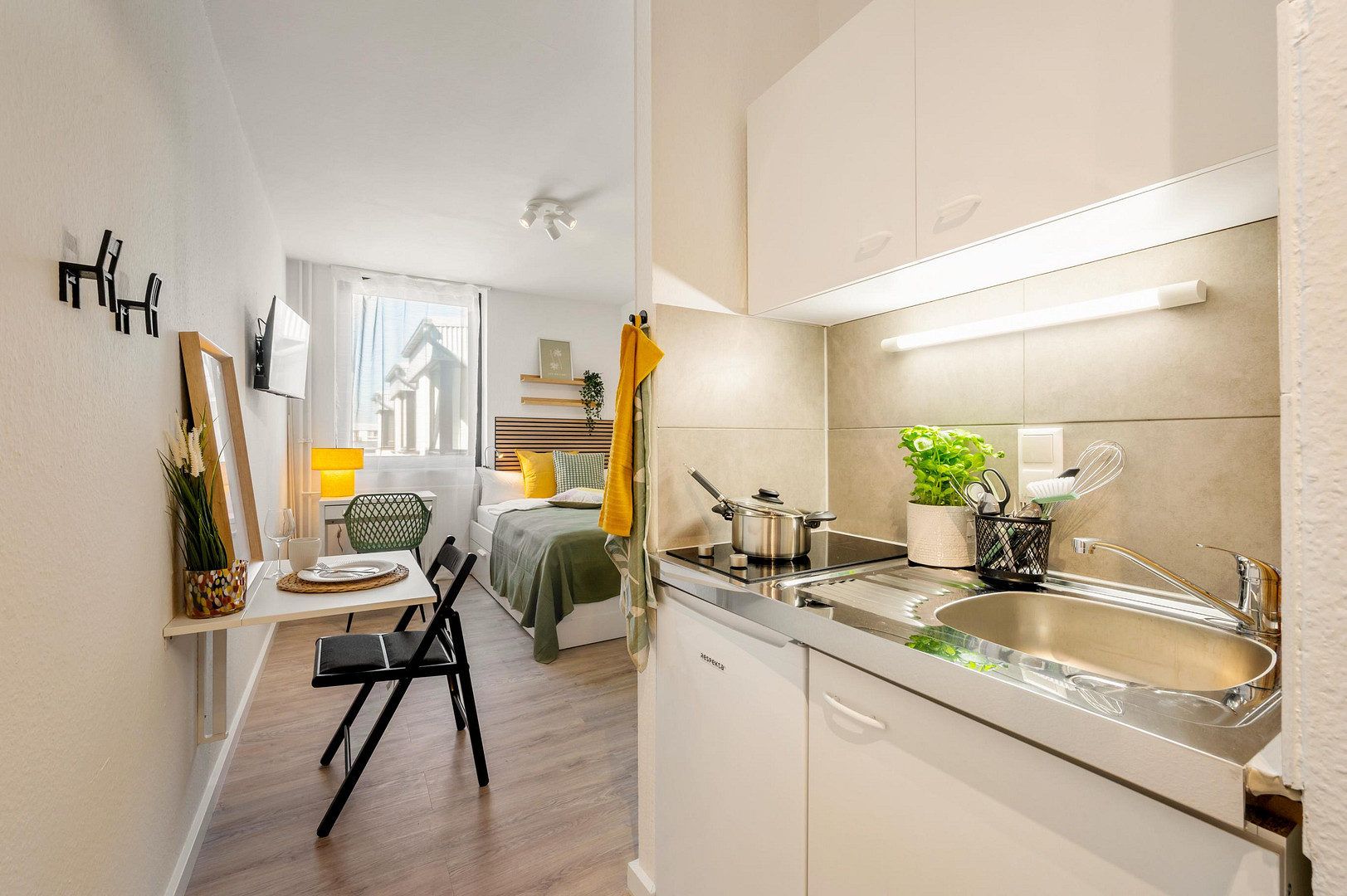 Renoviertes und vollausgestattetes Apartment in Top Lage!
