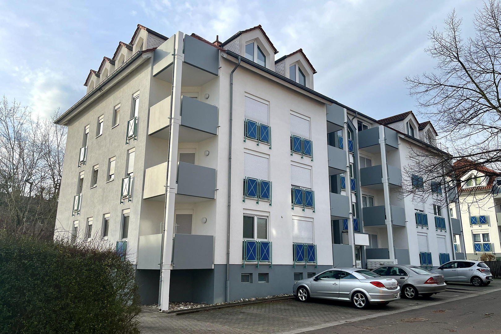 Helle 2-Zimmer-Dachgeschosswohnung mit Balkon, Einbauküche und 2 Stellplätzen in Eisenberg – Goethestraße 12, 67304 Eisenberg(Eisenberg (Pfalz)) – Vorschaubild 7