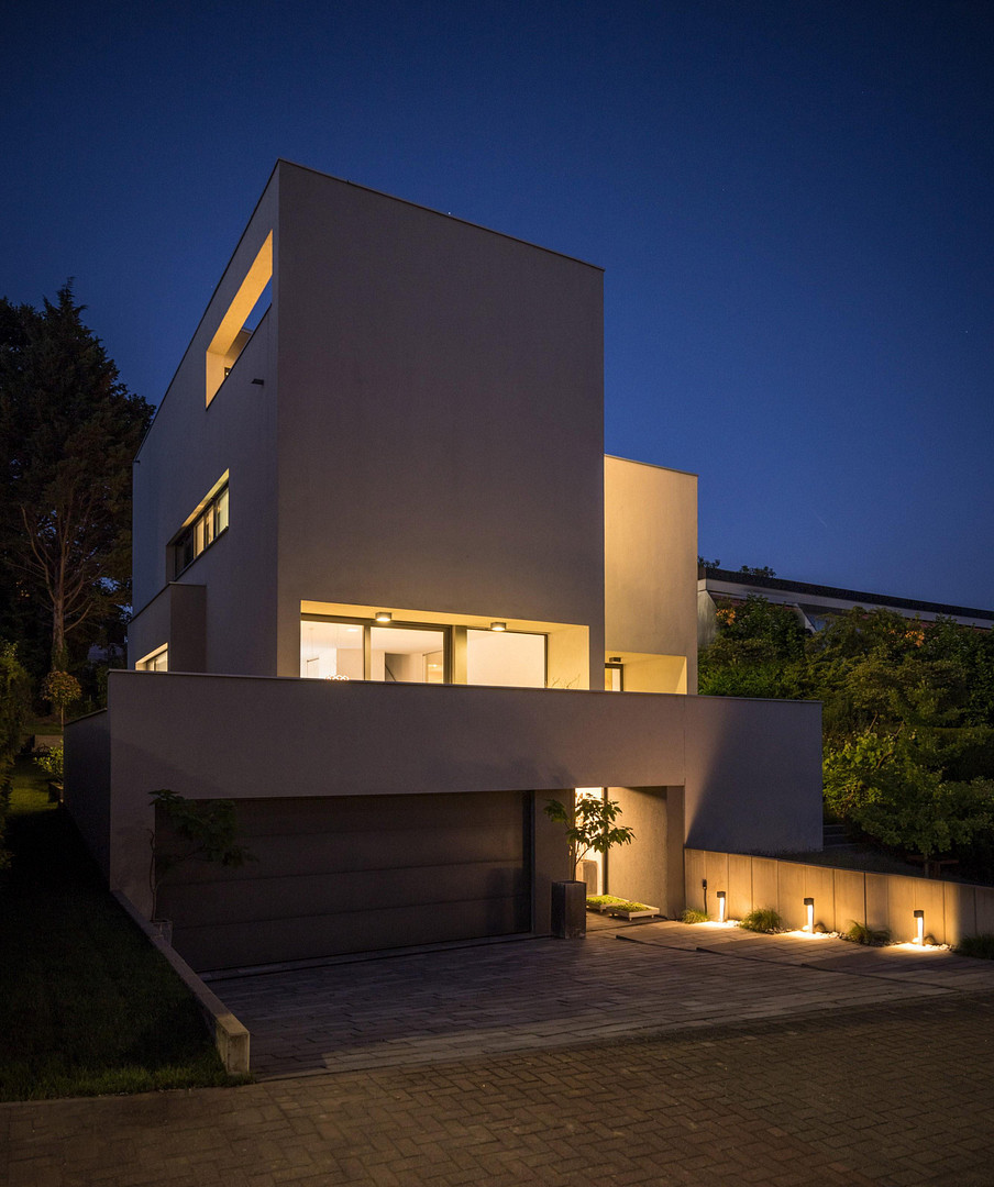 BAUHAUS-VILLA BG-5 / echte Rarität im Top-Premium-Segment – Brüder-Grimm-Straße 5, 61440 Oberursel(Oberursel (Taunus)) – Vorschaubild 2