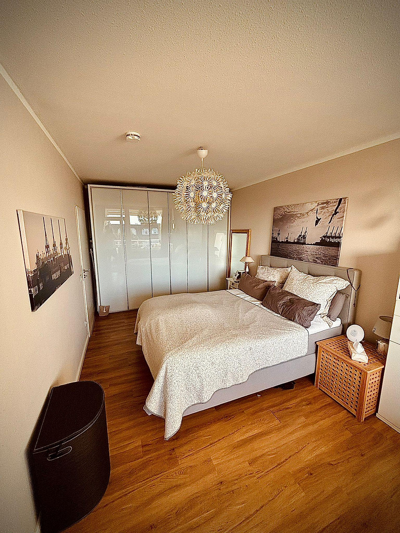 Urbane Wohnung mit Aussicht – Hamburg(Ottensen) – Vorschaubild 9