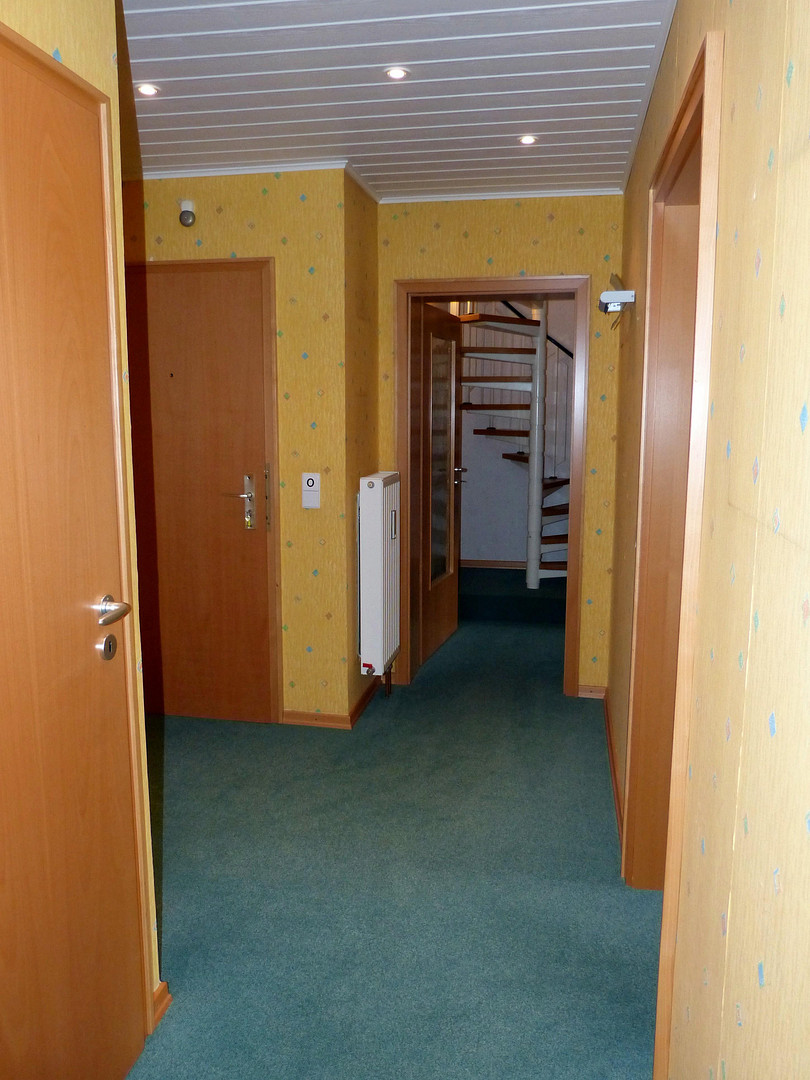 145 m²-Maisonette-Wohnung mit Balkon und Blick ins Grüne – Hägener Straße 61, 42855 Remscheid – Vorschaubild 3