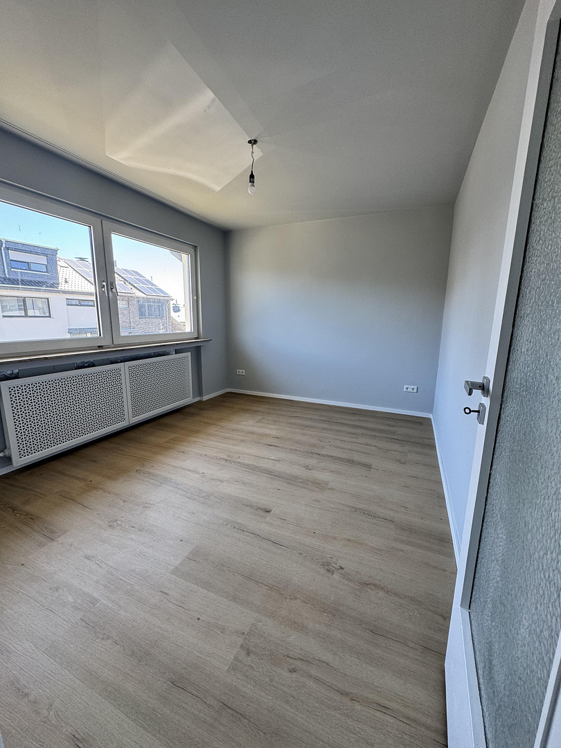 Alles wieder schick & schön EFH, kaufen statt mieten!! – Max-Planck-Str. 12, 53859 Niederkassel-Lülsdorf(Lülsdorf) – Vorschaubild 6