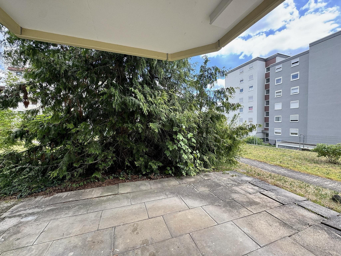 2-Zimmer Wohnung mit Terasse und TG-Stellplatz – Johannes-Eisenlohr-Straße 126, 72760 Reutlingen – Vorschaubild 4