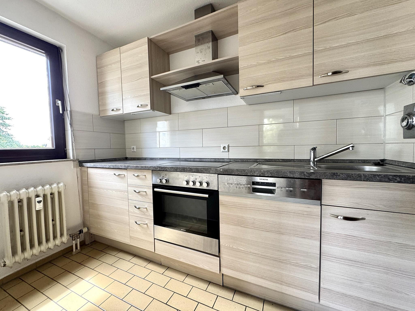 2-Zimmer Wohnung mit Terasse und TG-Stellplatz – Johannes-Eisenlohr-Straße 126, 72760 Reutlingen – Vorschaubild 2