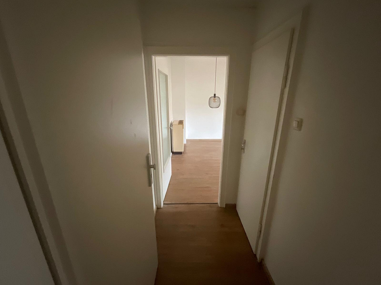 Ruhig wohnen in zentraler Lage – gepflegte 1-Zimmer-Wohnung – Nürnberg(Galgenhof) – Vorschaubild 2