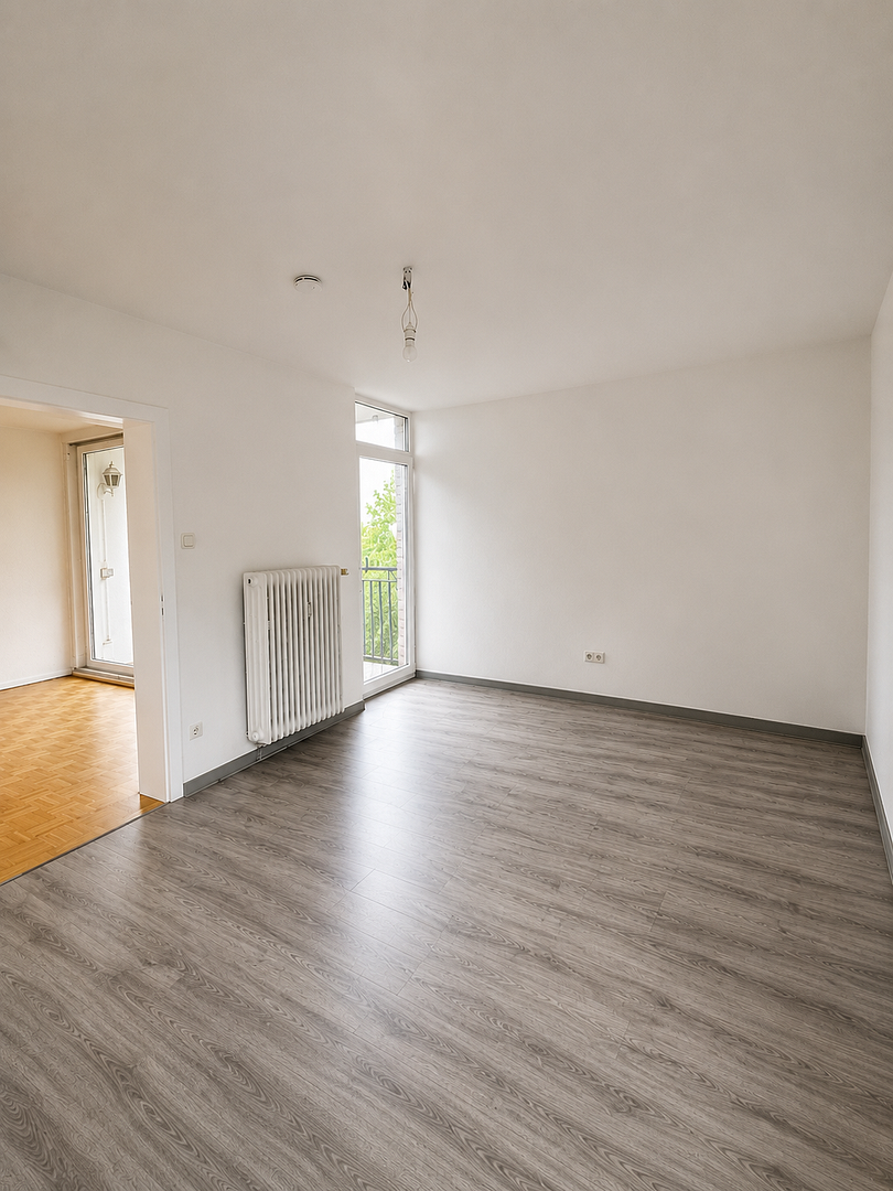 Frisch renovierte 2-Zimmer-Wohnung mit großem Balkon, neuer Einbauküche und Aufzug in Innenstadtlage – Barbarossastr. 43, 41061 Mönchengladbach(Innenstadt) – Vorschaubild 6