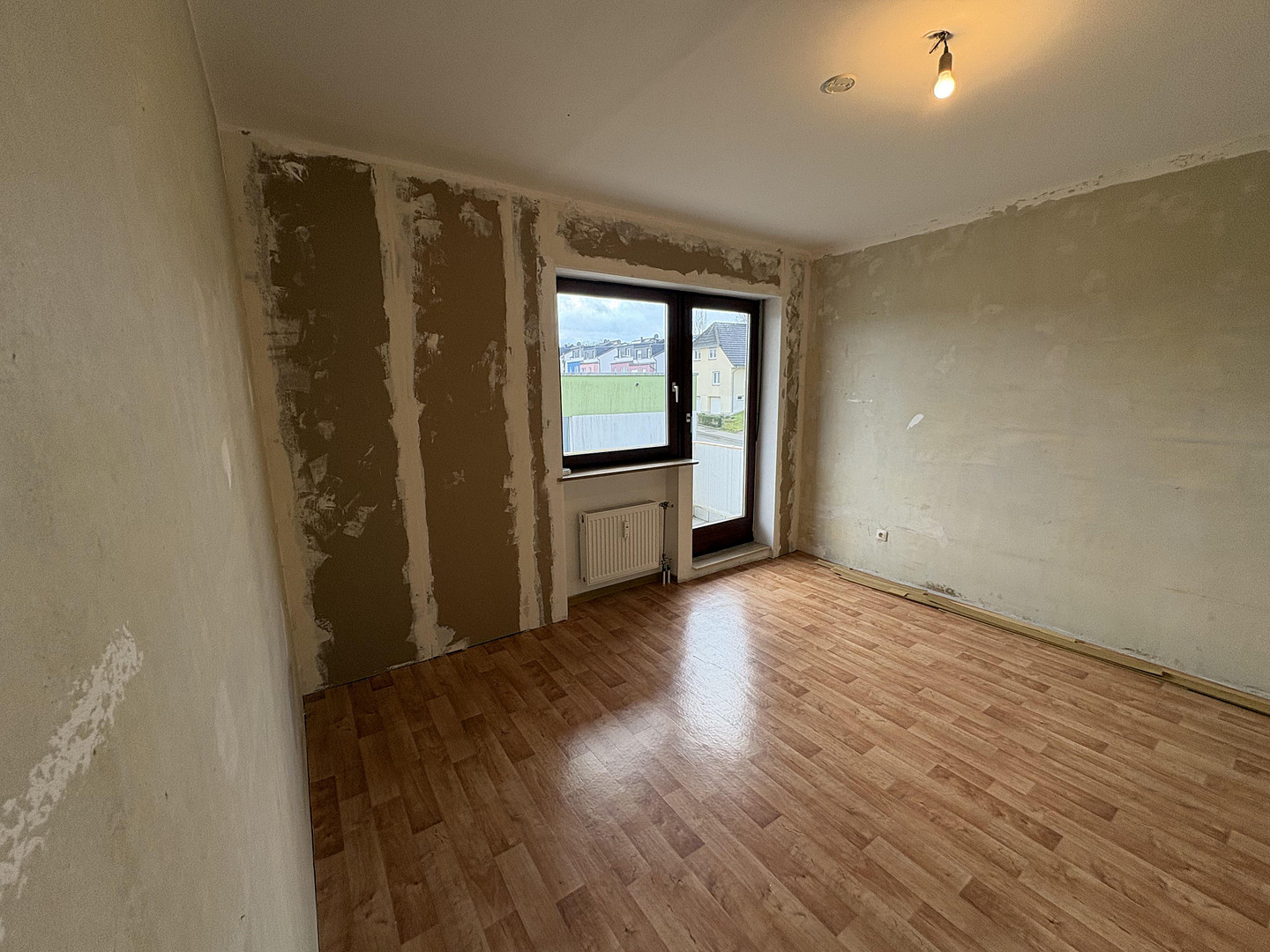 3 Zimmer-Küche-Bad, 2 Balkone, Stellplatz, Keller – Jenneweg 129, 66113 Saarbrücken(Malstatt) – Vorschaubild 15